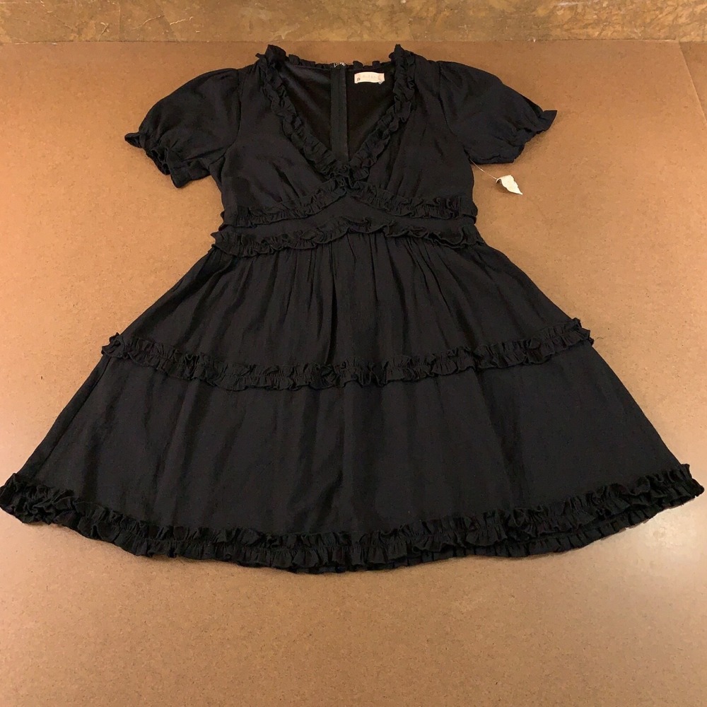 Altard State Womens Size Large Black Short Sleeve V Neck Ruffle Tiered Dress NWT
